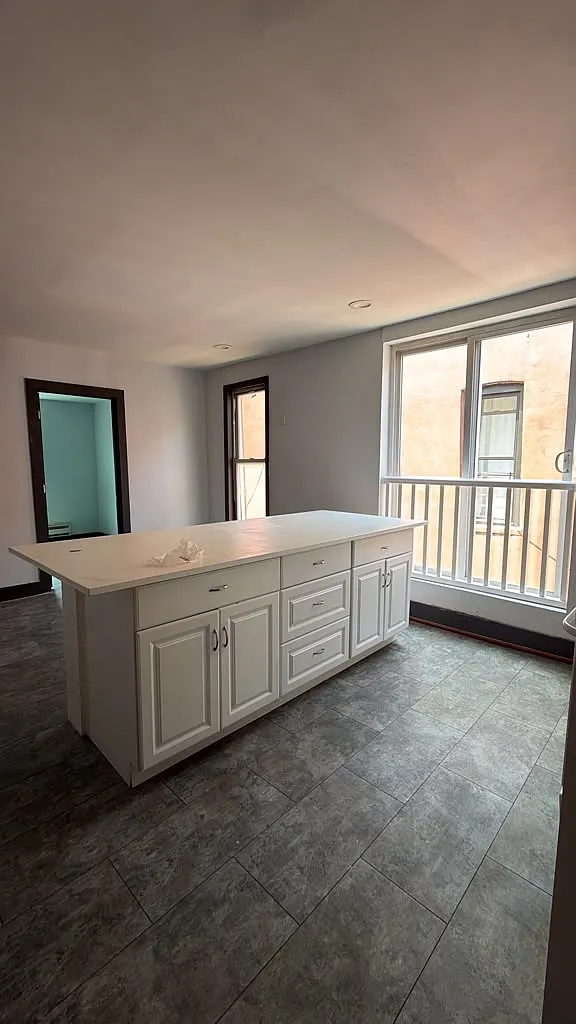 3 bed, $3,500 — Photo 1