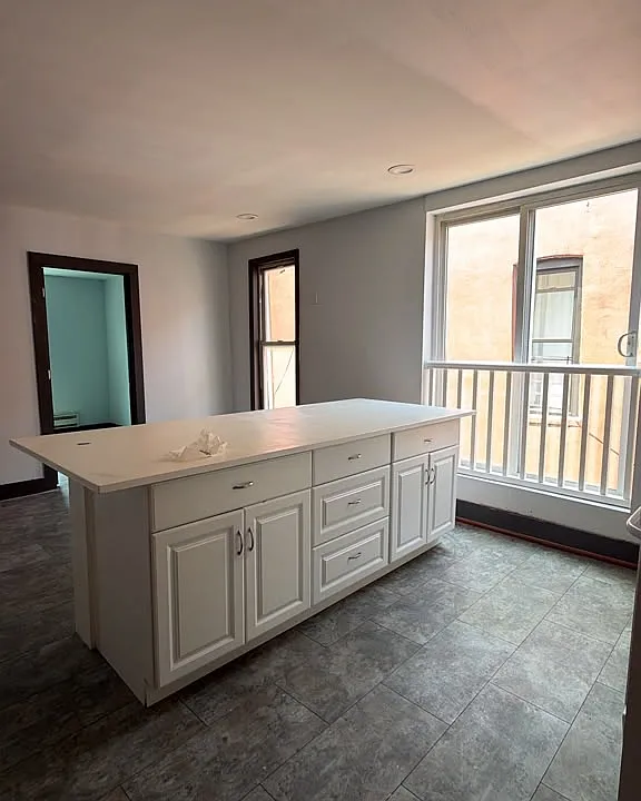 2783 Pond Pl #3