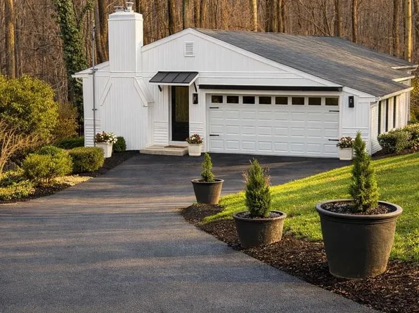 971 Stevens Ln, Wayne, PA 19087