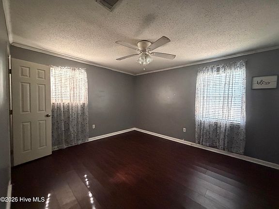 4th image of 2304 Rockview Drive