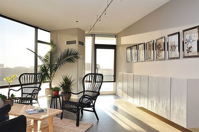 1st image of 510 W Erie St #32/33