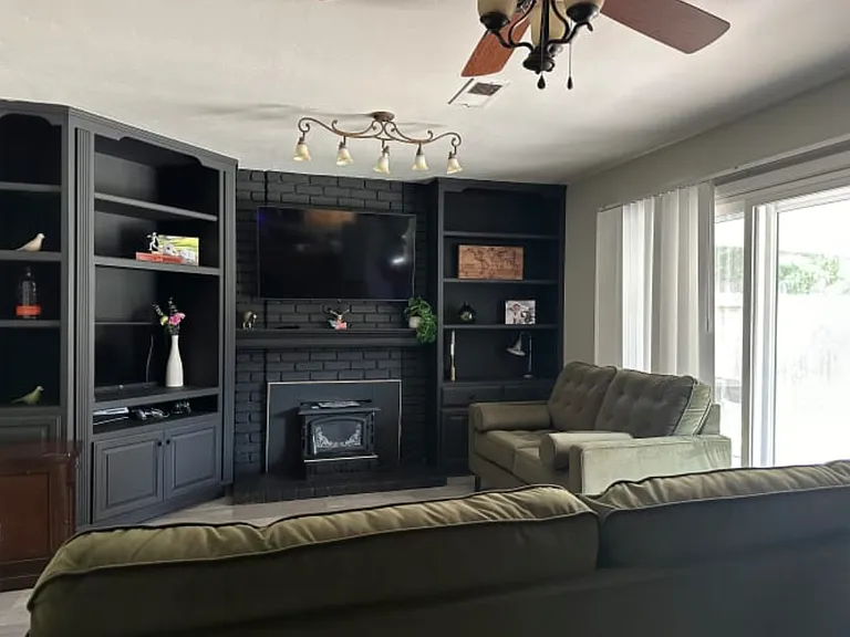 Lakehurst Dr — Photo 1