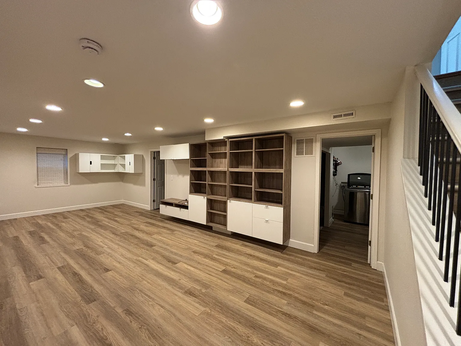 1 bed, 1300 sqft, $1,650 — Photo 2