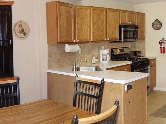 4th image of 3 Sweet Water Ln