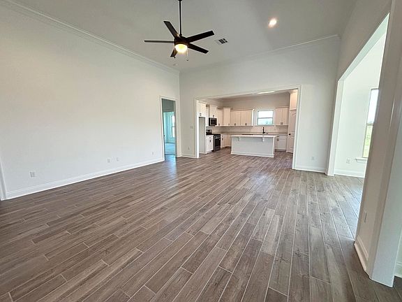 2nd image of 248 Kingswood Ave