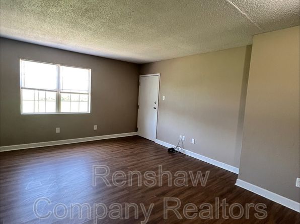 1401 Meeks St, Dyersburg, TN