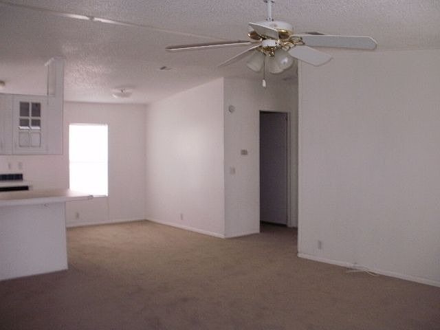 2nd image of 301 Highlands Way
