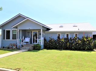 308 E 23rd St, Crane, TX 79731