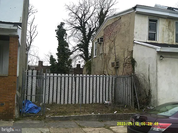 5527 Sprague St, Philadelphia, PA 19138