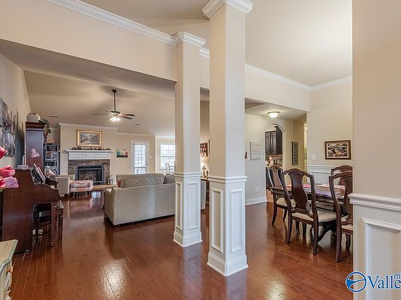 2nd image of 2529 Oxmoor Blvd