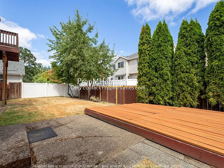 7561 SW Thornton Dr — Photo 26