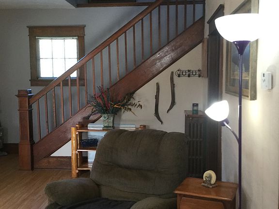 5th image of 1007 Stewart Ave SE