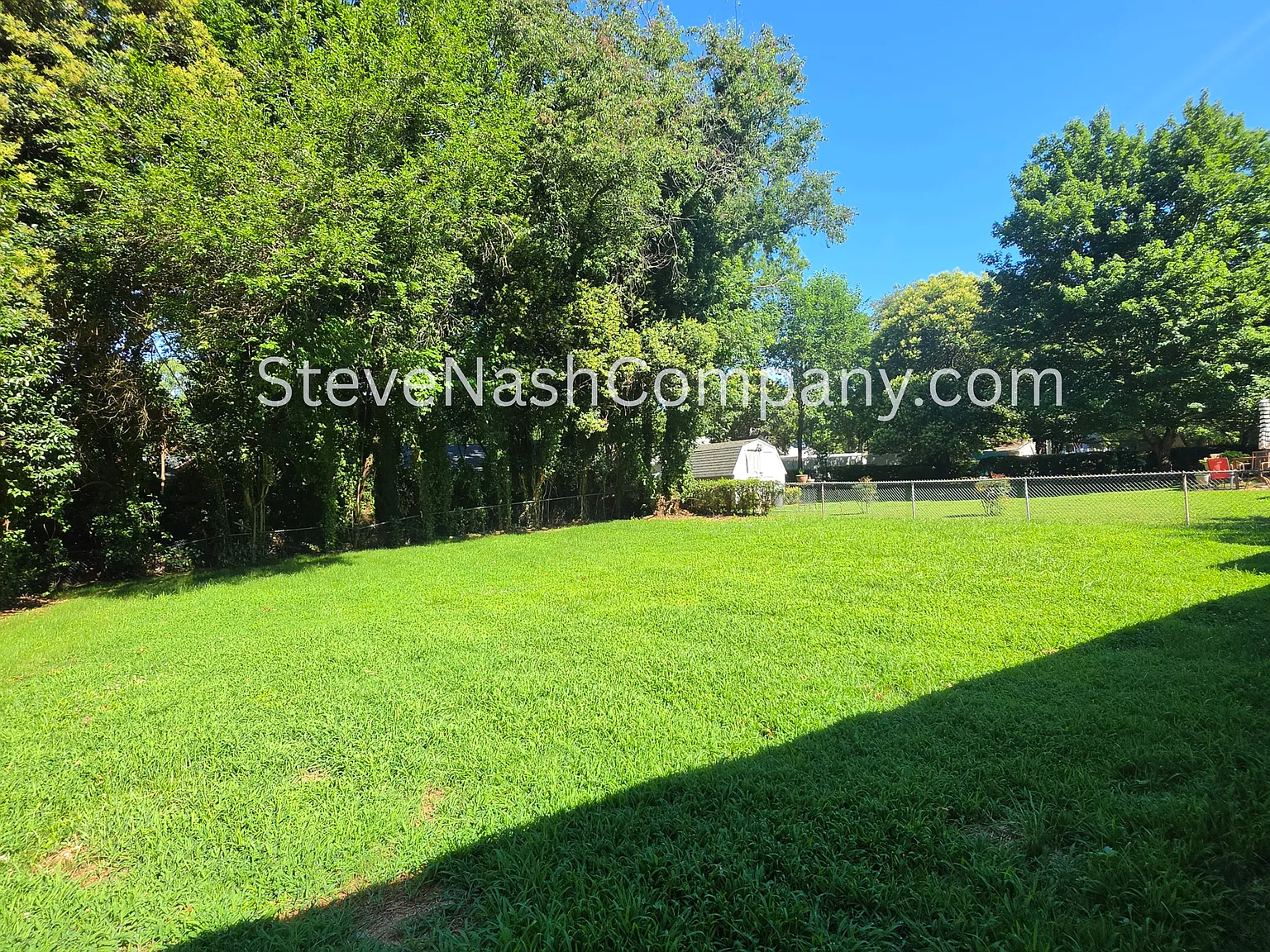 3 bed, 1.5 bath, 1180 sqft, $1,800 — Photo 2