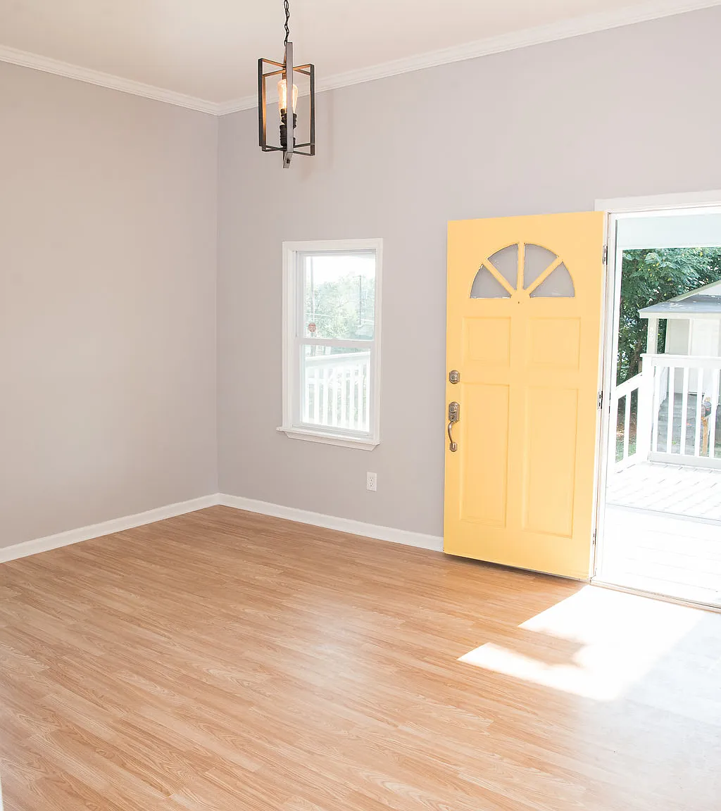 3 bed, 1087 sqft, $1,700 — Photo 4