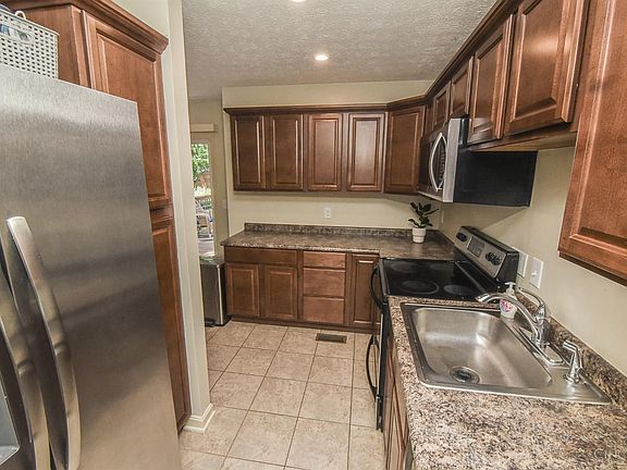 5th image of 4851 Powderhorn Dr