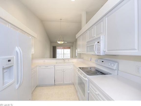 4th image of 20051 Barletta Ln Unit 2526