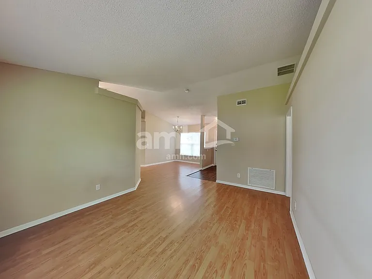 12131 Woodglen Cir — Photo 8