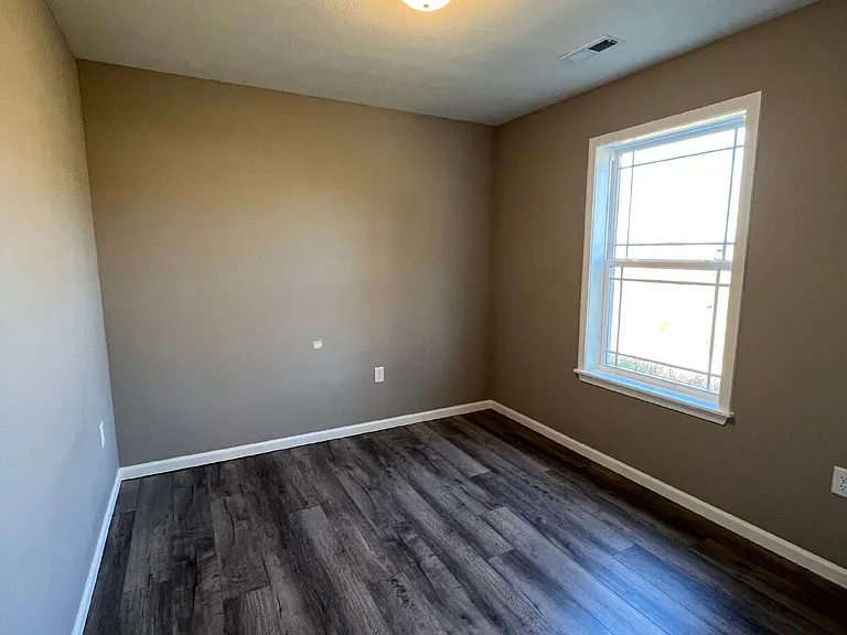 315 Sunrise Cv — Photo 20