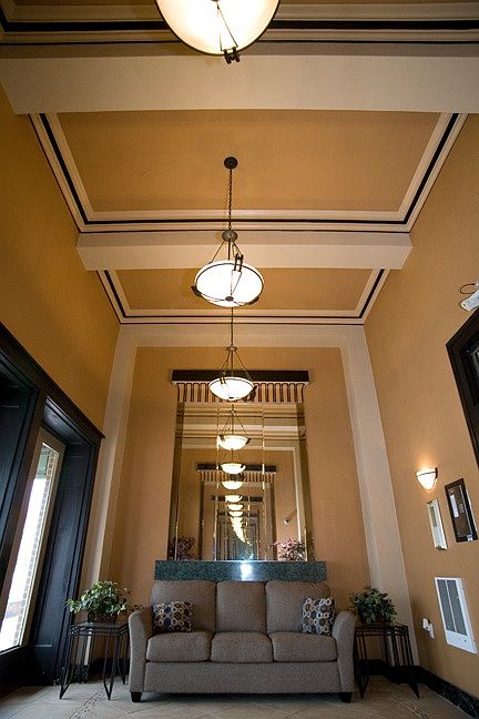 2nd image of 1054 S Kingshighway Blvd APT H