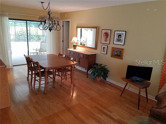 2nd image of 1020 Wexford Leas Blvd