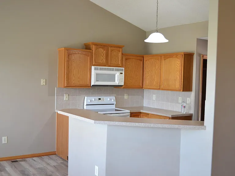 6022 E Ironhorse Cir — Photo 9