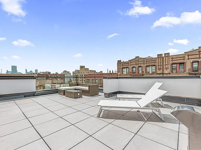 30-37 32nd St #2A — Photo 3