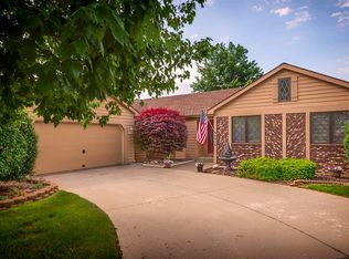 9414 Waterside Ct, New Haven, IN 46774