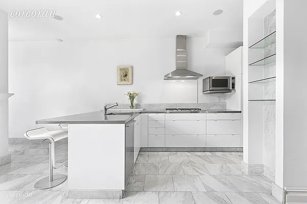 Rented by Corcoran | media 31