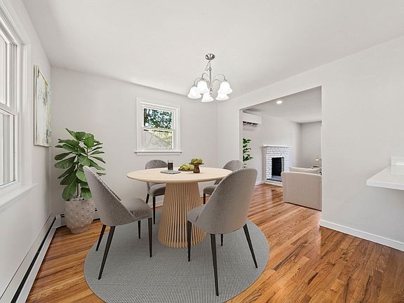 5th image of 21 Pauline St