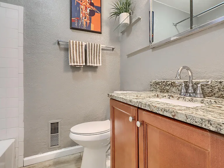 Main Floor Bathroom - with bathtub