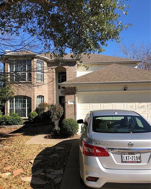 1st image of 613 SW Arrowood Pl