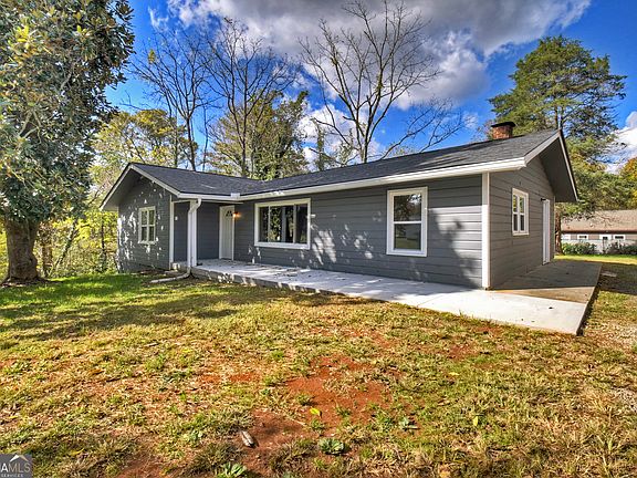 4th image of 30 McClure Rd