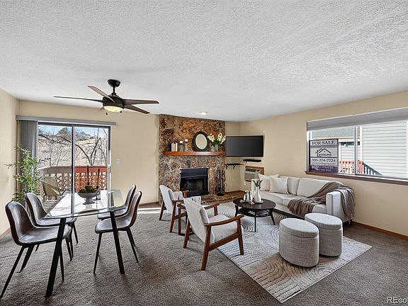 5th image of 281 S Zinnia Way #2D