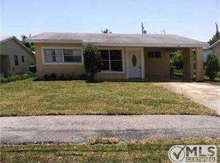 214 SW 10th Ave, Boynton Beach, FL 33435