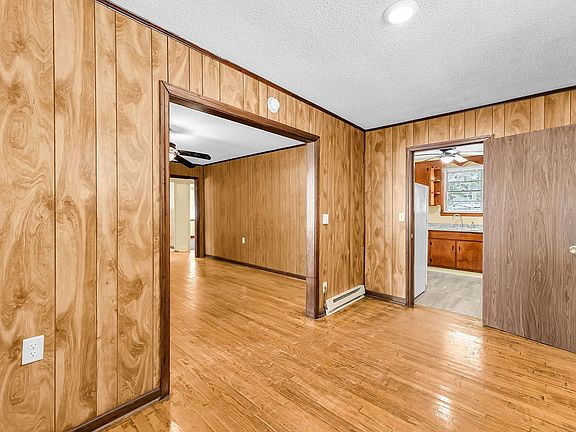 5th image of 4361 Royal Harbor Rd
