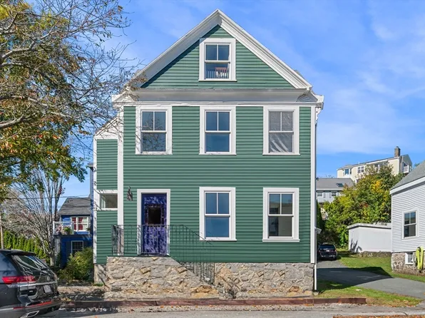 2 Lindsey St, Marblehead, MA 01945