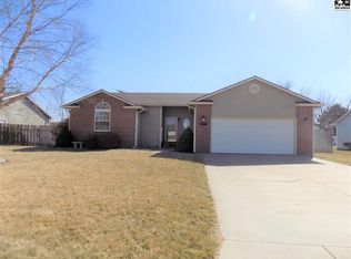 315 E 37th Ave, Hutchinson, KS 67502