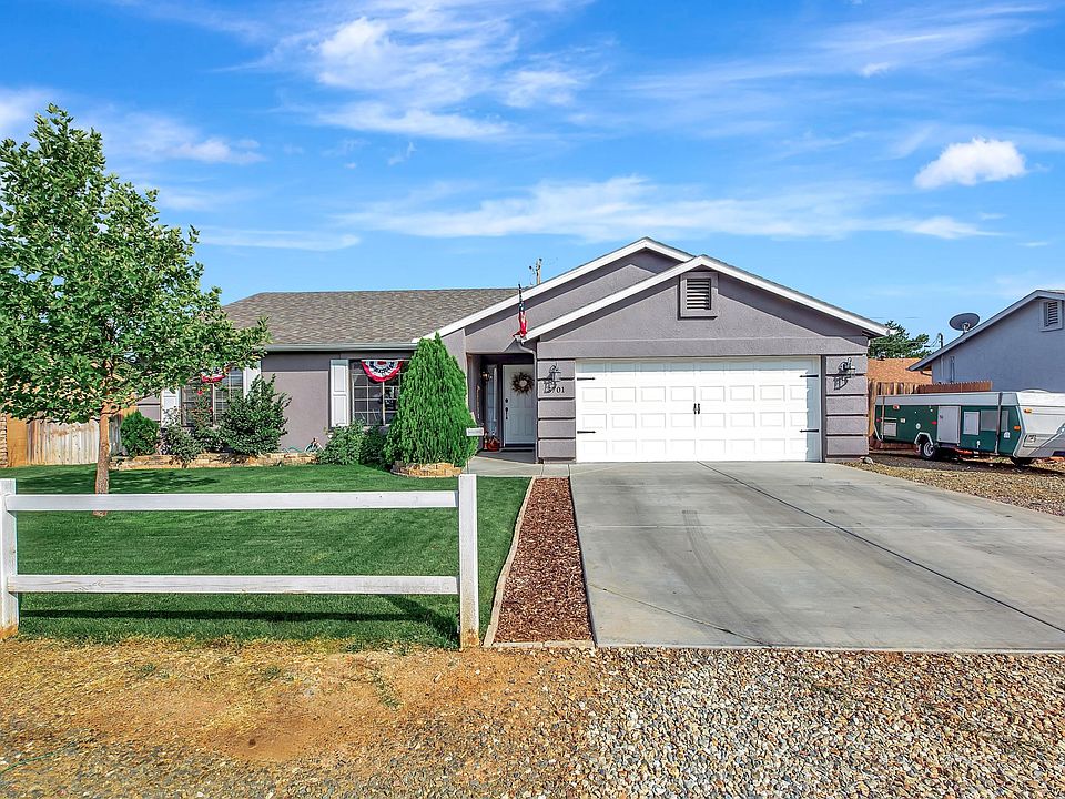 1st image of 3701 N Taylor Dr