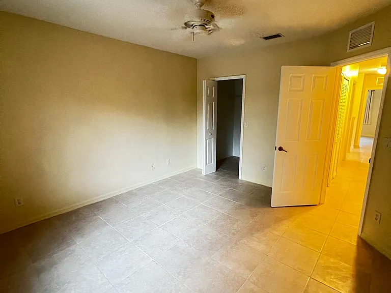 10032 Ravello Blvd #1 — Photo 12