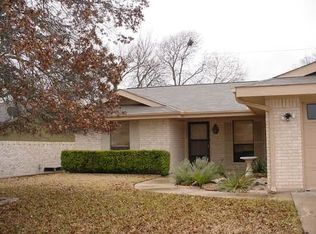 811 Laura Belle Dr, Kerrville, TX 78028