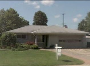 38749 Five Mile Rd, Livonia, MI 48154