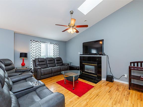 4th image of 2739 Midland Crossing Ct
