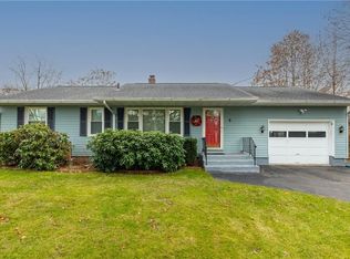 9 Putnam Rd, Fishkill, NY 12524