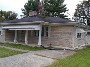 415 Riddell Ct, Irvine, KY 40336