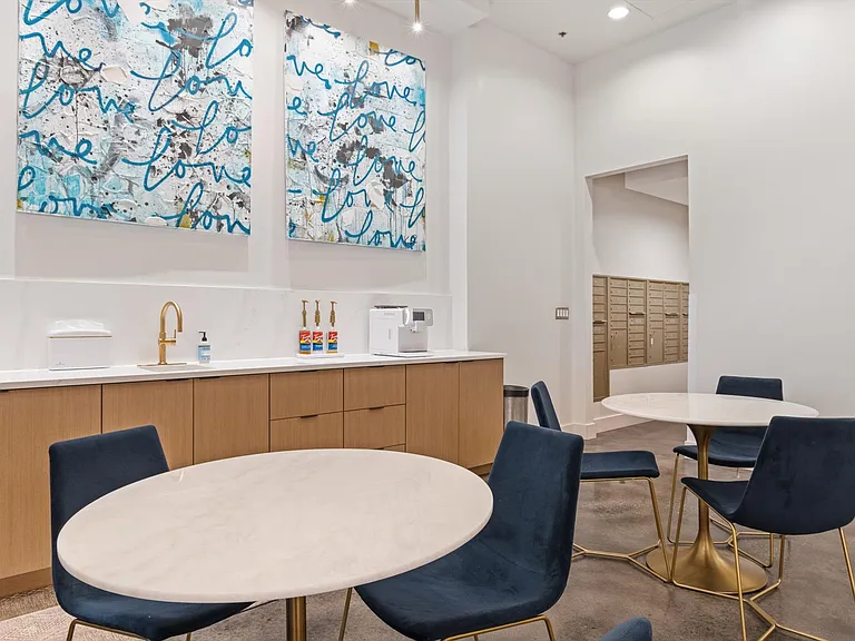 1510 Demonbreun St #706 — Photo 22