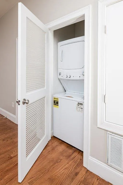2 bed, $4,450 — Photo 1