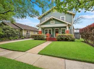 1132 E 6th 1/2 St, Houston, TX 77009