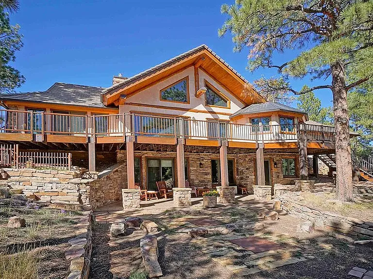 Back of house, patio area