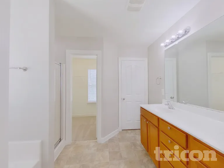 2625 Sierra Chase Dr — Photo 12