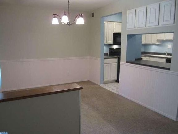 4th image of 603 Marple Woods Dr #603